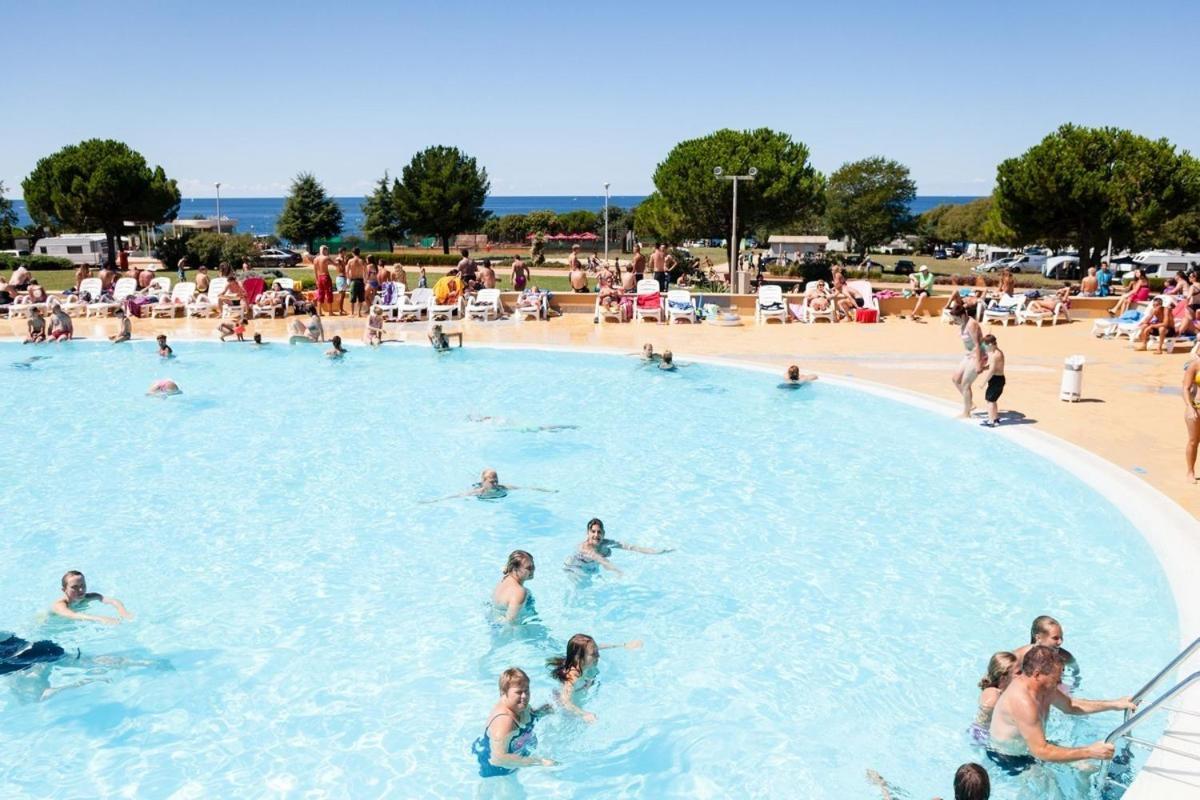 Adriamar Mobile Homes In Camping Park Umag Kültér fotó