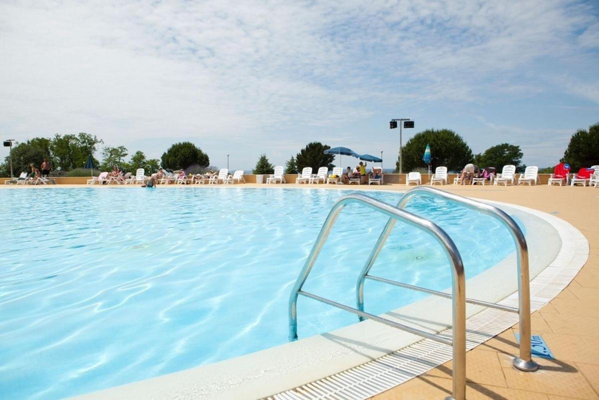 Adriamar Mobile Homes In Camping Park Umag Kültér fotó