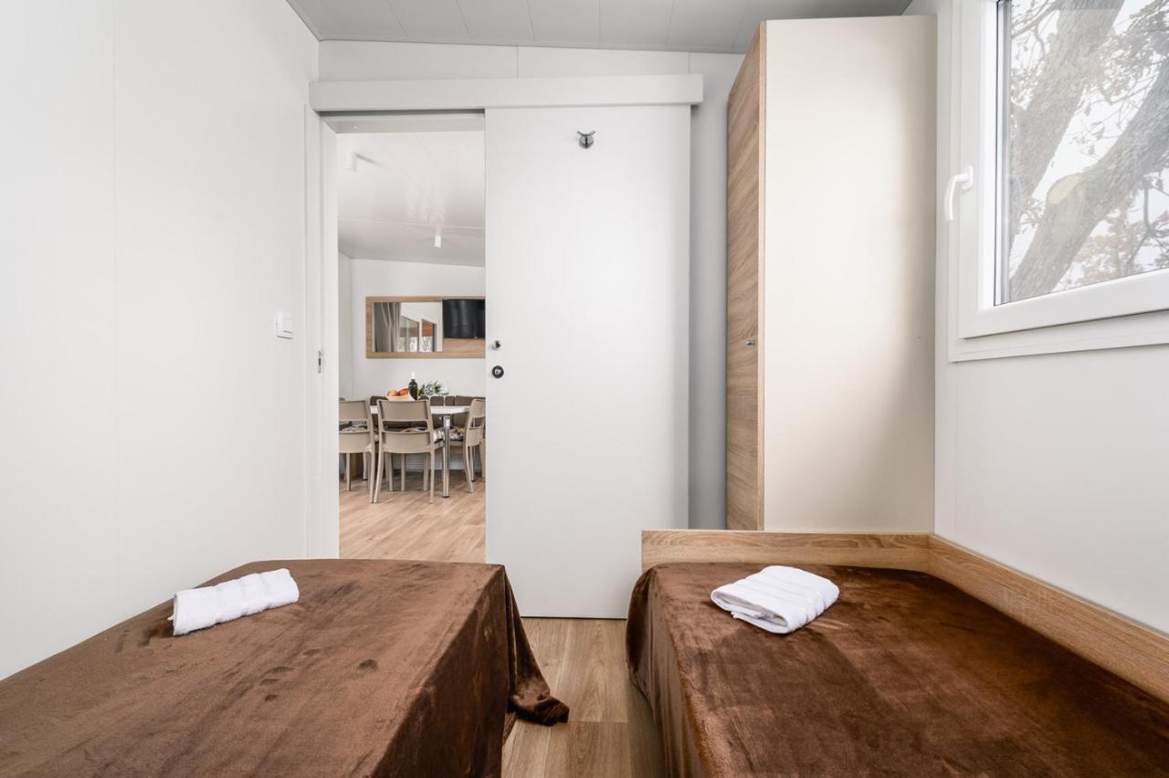 Adriamar Mobile Homes In Camping Park Umag Kültér fotó