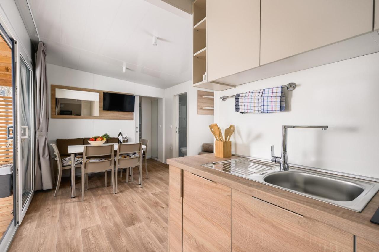 Adriamar Mobile Homes In Camping Park Umag Kültér fotó